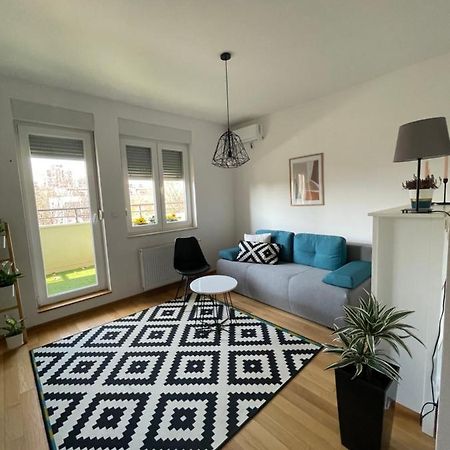 Sunny Studio Apartment Novi Sad Exterior foto